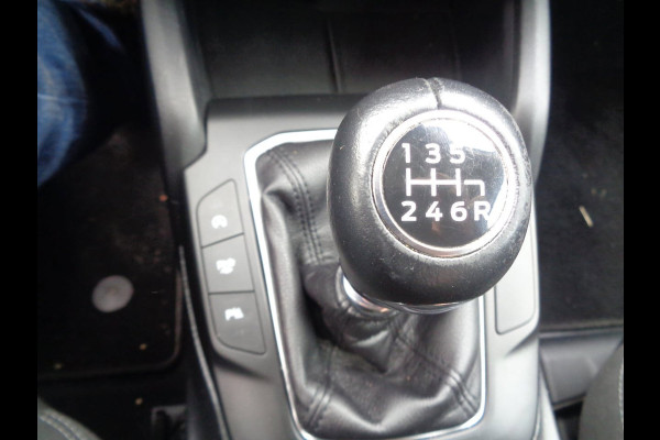 Ford Focus 1.0 EcoBoost Hybrid Titanium