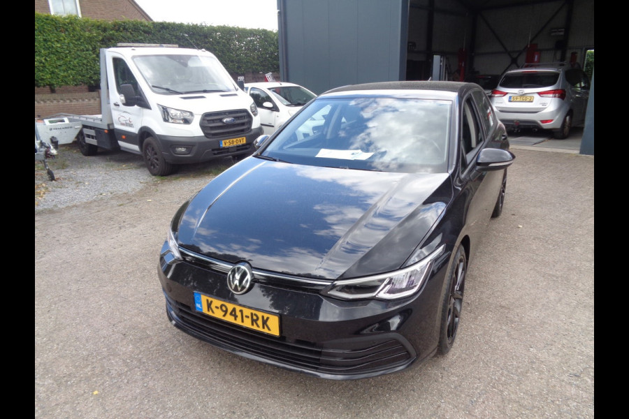 Volkswagen Golf 1.0 TSI Golf