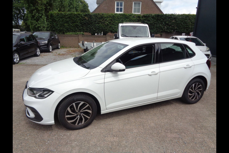 Volkswagen Polo 1.0 TSI Life Business