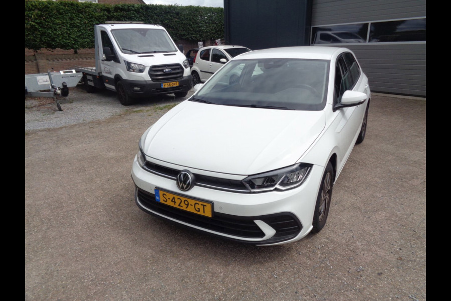 Volkswagen Polo 1.0 TSI Life Business