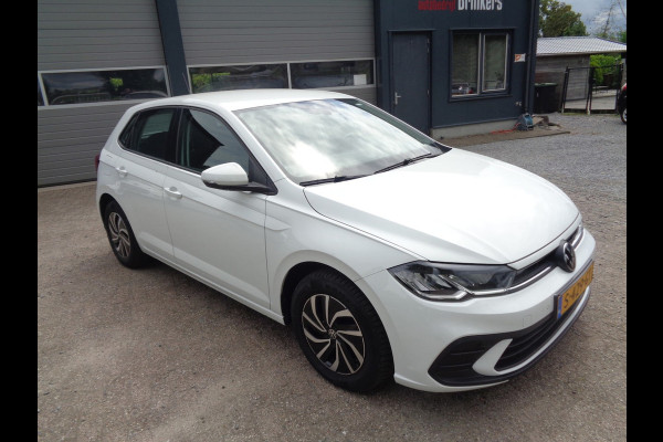 Volkswagen Polo 1.0 TSI Life Business