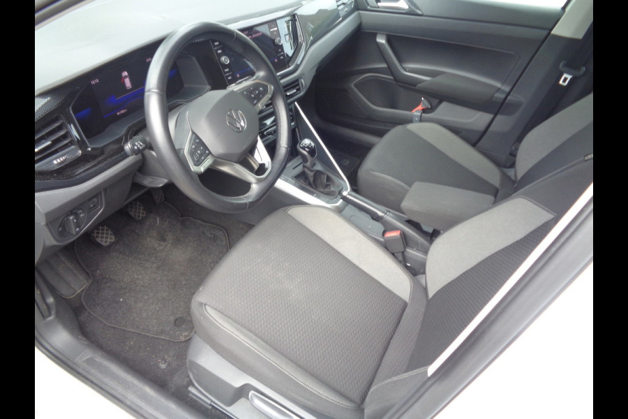 Volkswagen Polo 1.0 TSI Life Business