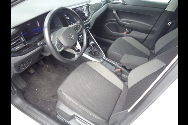 Volkswagen Polo 1.0 TSI Life Business