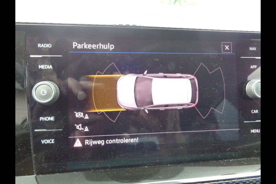 Volkswagen Polo 1.0 TSI Life Business