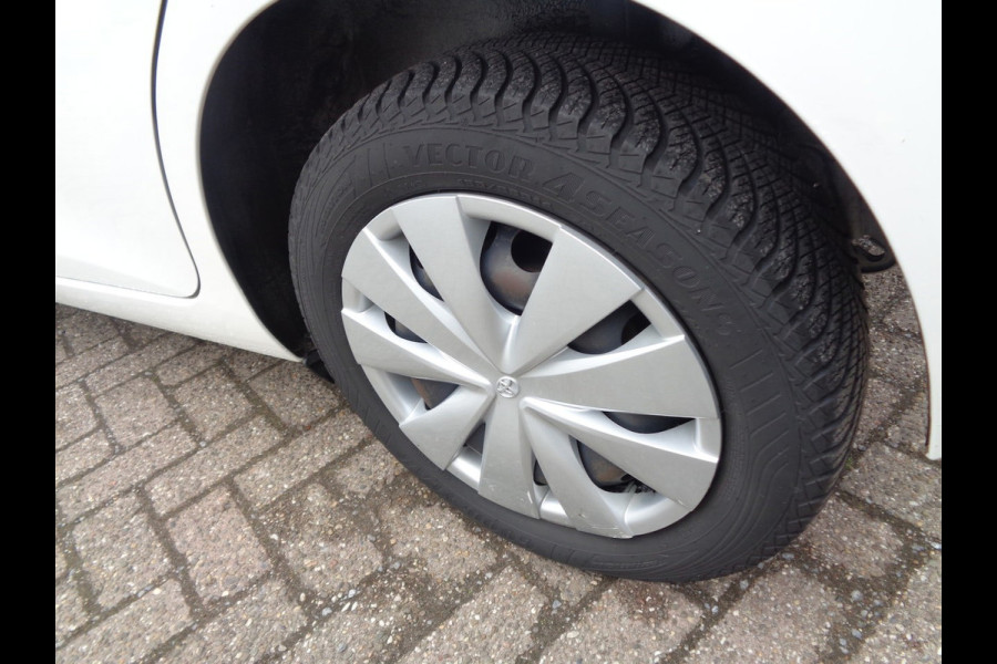 Toyota Aygo 1.0 VVT-i x-fun