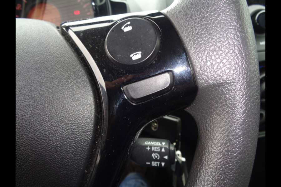 Toyota Aygo 1.0 VVT-i x-fun