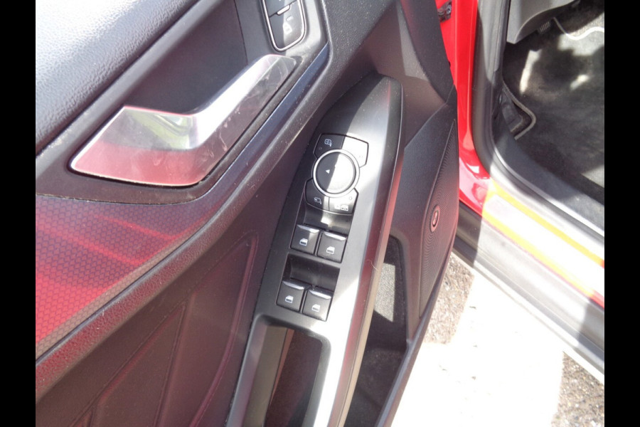 Ford Focus 1.0 EcoBoost Hybrid Active X Business