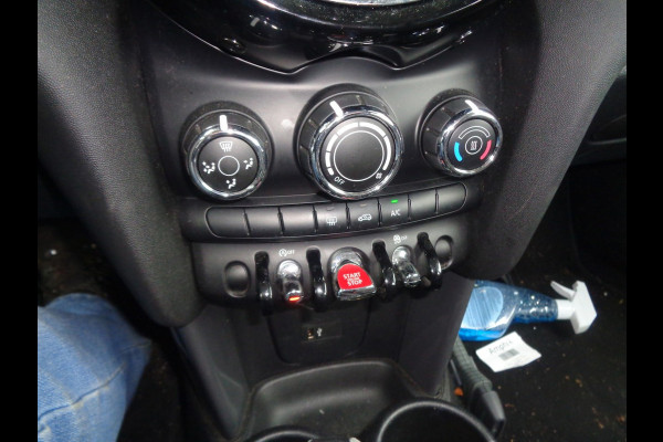 MINI 5-deurs 1.5 One First