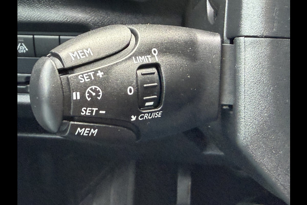 Citroën C5 Aircross 130pk Business (Trekhaak - Camera - Automatische Airco - Navigatie - Parkeersensoren V+A - Apple Carplay - 18"incl 4S)