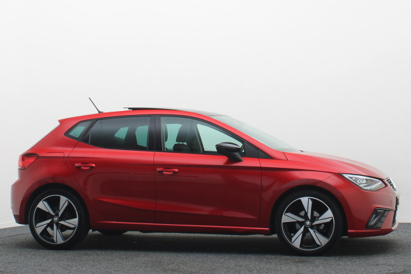 Seat Ibiza 1.0 TSI FR Business Intense Panoramadak, Camera, ACC, Beats Audio, Apple CarPlay, 18"