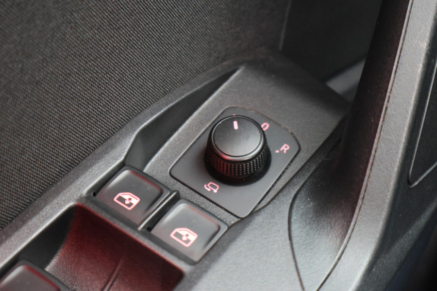 Seat Ibiza 1.0 TSI FR Business Intense Panoramadak, Camera, ACC, Beats Audio, Apple CarPlay, 18"