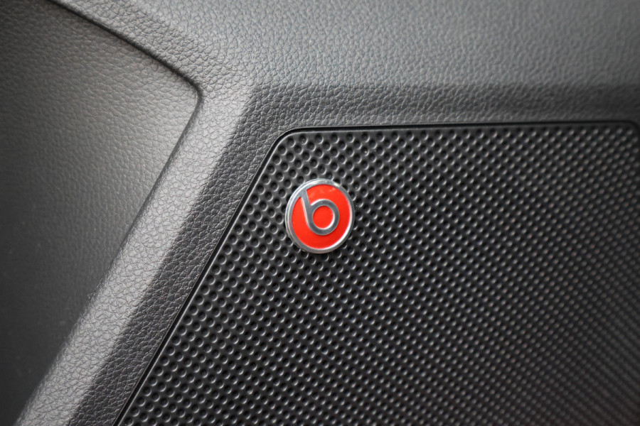 Seat Ibiza 1.0 TSI FR Business Intense Panoramadak, Camera, ACC, Beats Audio, Apple CarPlay, 18"