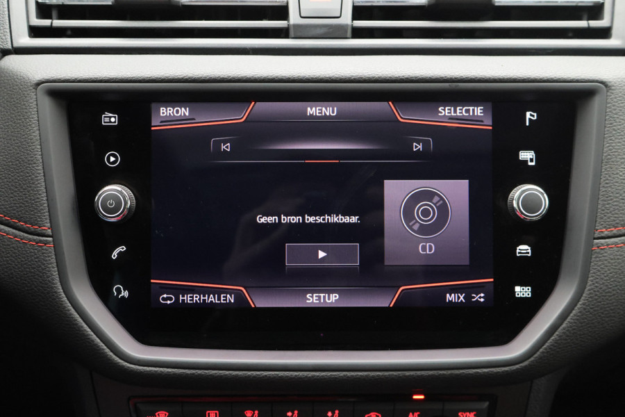 Seat Ibiza 1.0 TSI FR Business Intense Panoramadak, Camera, ACC, Beats Audio, Apple CarPlay, 18"