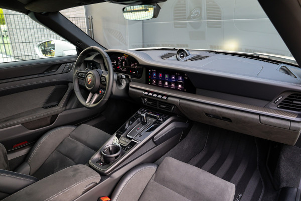 Porsche 911 3.6 T-Hybrid 4 GTS | NAP | LIFT | 360 | MEMORY | BOSE |