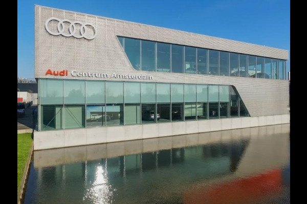 Audi Q4 e-tron 40 Launch edition S Competition 77 kWh 204 pk | SOH 97,14% | Warmtepomp | Navigatie | Parkeersensoren | Achteruitrijcamera | Stoelverwarming | Sonos Geluidssysteem | Head-up display | S-Line |