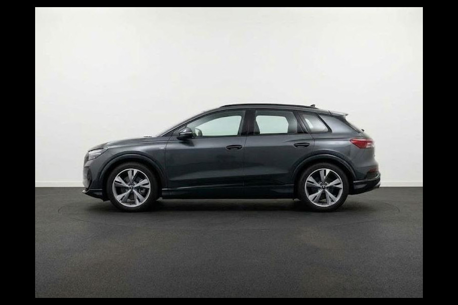 Audi Q4 e-tron S edition performance 82 kWh 286 pk | Techniekpakket plus | Trekhaak | Lichtpakket plus ambient light | Optiekpakket zwart |