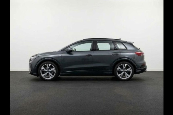 Audi Q4 e-tron S edition performance 82 kWh 286 pk | Techniekpakket plus | Trekhaak | Lichtpakket plus ambient light | Optiekpakket zwart |