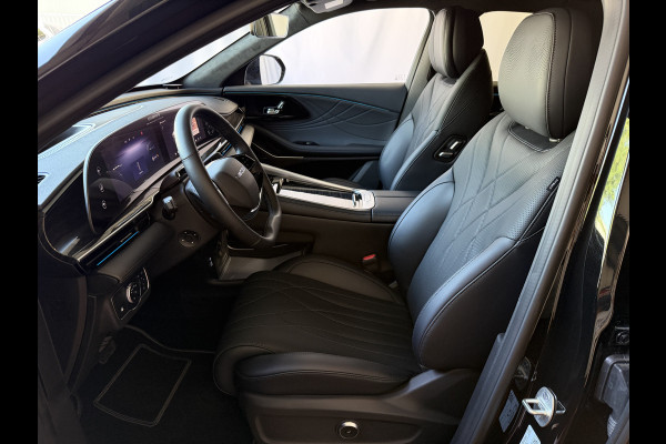 Omoda 9 OMODA 9 PREMIUM AWD 538 PK | LUXE PHEV SUV | 145 KM ELEKTRISCH | MASSAGE | VERWARMD & GEVENTILEERD 4WD 4X4