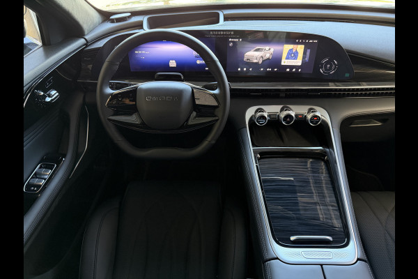 Omoda 9 OMODA 9 PREMIUM AWD 538 PK | LUXE PHEV SUV | 145 KM ELEKTRISCH | MASSAGE | VERWARMD & GEVENTILEERD 4WD 4X4
