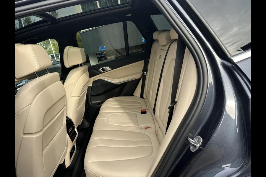 BMW X5 xDrive 45e M Sport SOH 100% | PANORAMADAK | ADAPTIVE M ONDERSTEL | HEAD-UP | LUCHTVERING | MEMORY COMFORT STOELEN |