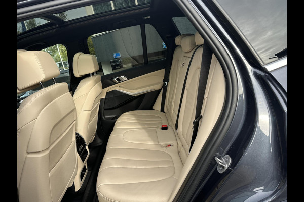 BMW X5 xDrive 45e M Sport SOH 100% | PANORAMADAK | ADAPTIVE M ONDERSTEL | HEAD-UP | LUCHTVERING | MEMORY COMFORT STOELEN |