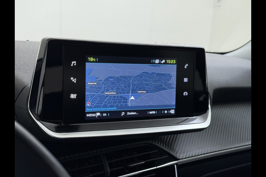 Peugeot e-2008 EV Allure Pack 50kWh Trekhaak 3D-Navi 360°Camera Apple Carplay Android Auto Ecc SOH 88% Regen-Lichtsensor Privacy Glas Led Isofix Bluetooth Cruise Control 1e Eigenaar Dealeronderhouden Origineel Nederlandse Auto