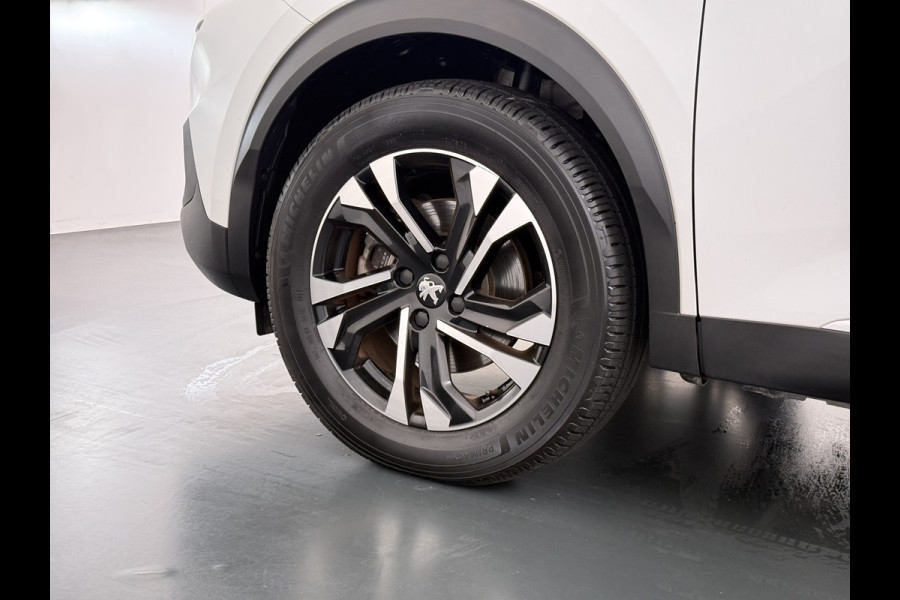 Peugeot e-2008 EV Allure Pack 50kWh Trekhaak 3D-Navi 360°Camera Apple Carplay Android Auto Ecc SOH 88% Regen-Lichtsensor Privacy Glas Led Isofix Bluetooth Cruise Control 1e Eigenaar Dealeronderhouden Origineel Nederlandse Auto