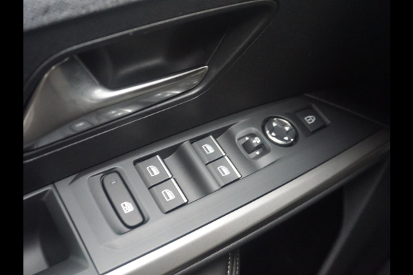 Peugeot E-5008 GT Exclusive 73 kWh 7p Panoramadak | Afn. Trekhaak