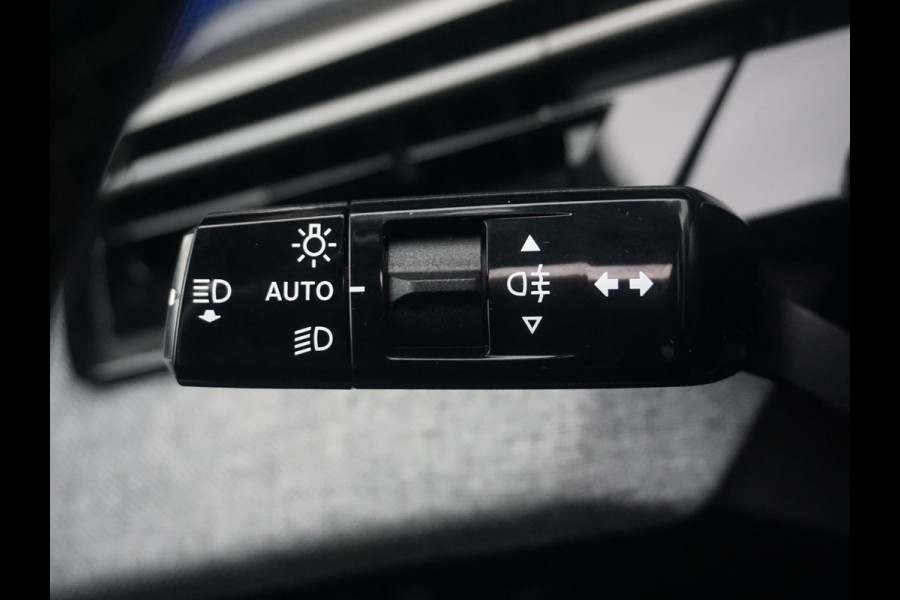Peugeot E-5008 GT Exclusive 73 kWh 7p Panoramadak | Afn. Trekhaak