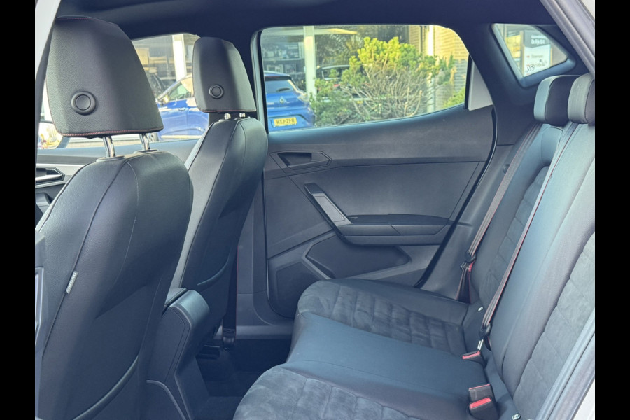 Seat Ibiza 1.0 TSI FR Business Intense Plus | Pano, Carplay/Android, ACC, Camera, Leder/Alc., Virt. Cockp., Stoelverw., Beats |