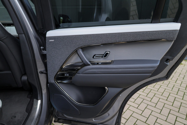 Land Rover Range Rover Sport 3.0 P440e Dynamic HSE | BTW! | NAP | PANO | 4 X STOELKOELING | SOFTCLOSE | 22 INCH | 360 | HUD