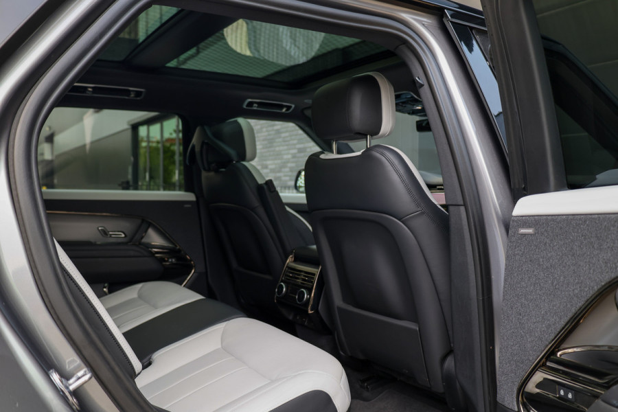 Land Rover Range Rover Sport 3.0 P440e Dynamic HSE | BTW! | NAP | PANO | 4 X STOELKOELING | SOFTCLOSE | 22 INCH | 360 | HUD