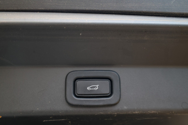 Land Rover Range Rover Sport 3.0 P440e Dynamic HSE | BTW! | NAP | PANO | 4 X STOELKOELING | SOFTCLOSE | 22 INCH | 360 | HUD