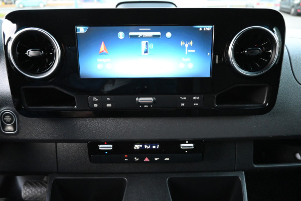 Mercedes-Benz Sprinter 317 CDI L2H2 Pro LED, Geveerde stoel, Navigatie met camera