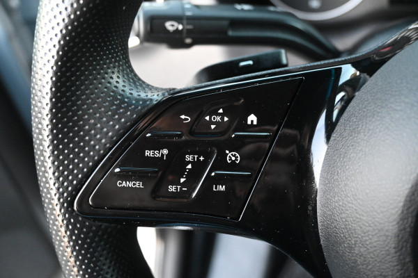 Mercedes-Benz Sprinter 317 CDI L2H2 Pro LED, Geveerde stoel, Navigatie met camera