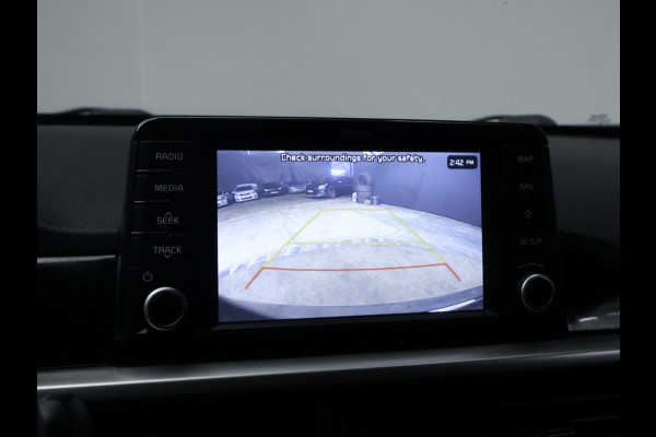 Kia Picanto 1.0 CVVT ComfortPlusLine Navigator Sport (APPLE CARPLAY,NAVI,CAMERA,CLIMATE,CRUISE,SPORTSTOELEN,LM VELGEN,NETTE STAAT)