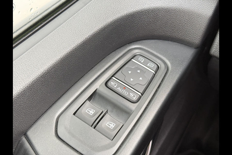 Renault Trafic 52kWh 150PK L2H1 Elektrisch 294km WLTP 98% (SOH) Cruise Control Navigatie Laadkabel Camera LED Parkeersensoren voor achter Mistl