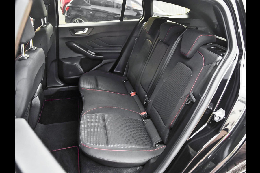 Ford FOCUS Wagon 1.0 EcoBoost Hybrid ST Line Trekhaak ACC Head up display Camera Carplay