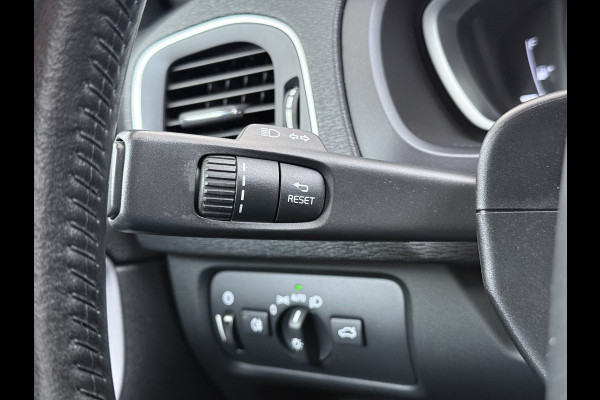 Volvo V40 1.5T 123PK Automaat Trekhaak Navi Bluetooth Pdc Cruise Control Inscription Isofix Lmv Led 1.500KG Trekgewicht