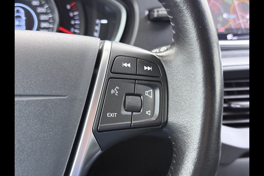 Volvo V40 1.5T 123PK Automaat Trekhaak Navi Bluetooth Pdc Cruise Control Inscription Isofix Lmv Led 1.500KG Trekgewicht