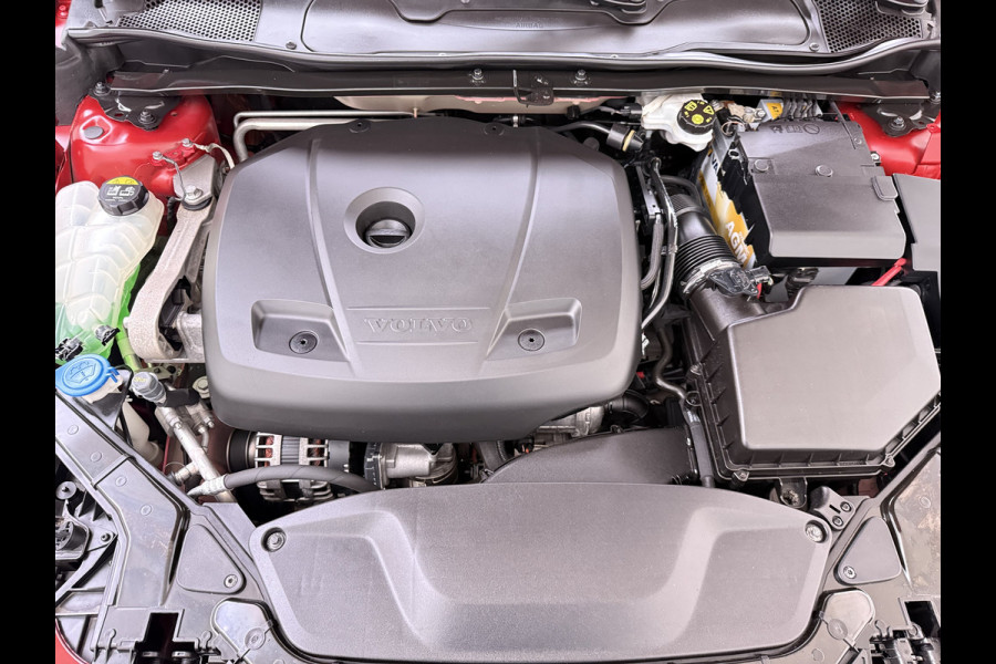 Volvo V40 1.5T 123PK Automaat Trekhaak Navi Bluetooth Pdc Cruise Control Inscription Isofix Lmv Led 1.500KG Trekgewicht