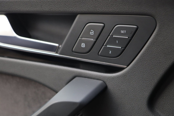 Audi Q5 55 TFSI e 3x S-Line QUATTRO / PANO / HUD / MEMORY / B&O / MASSAGE
