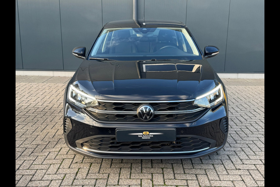 Volkswagen Taigo 1.0 TSI Life * Navigatie * Camera * Climate Control * Adaptieve Cruise Control *
