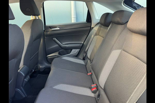 Volkswagen Taigo 1.0 TSI Life * Navigatie * Camera * Climate Control * Adaptieve Cruise Control *