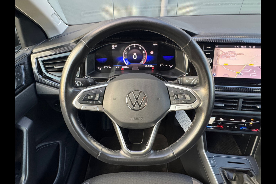Volkswagen Taigo 1.0 TSI Life * Navigatie * Camera * Climate Control * Adaptieve Cruise Control *
