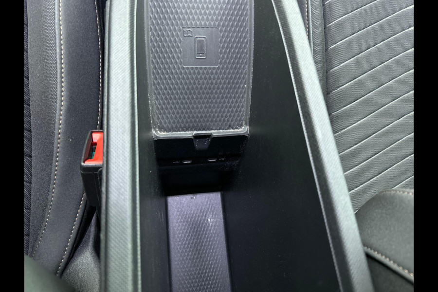 CUPRA Born Business 62 kWh Airco Climate control Navigatie Carplay Adaptive Cruise Control Ambient Light Parkeersensoren Camera