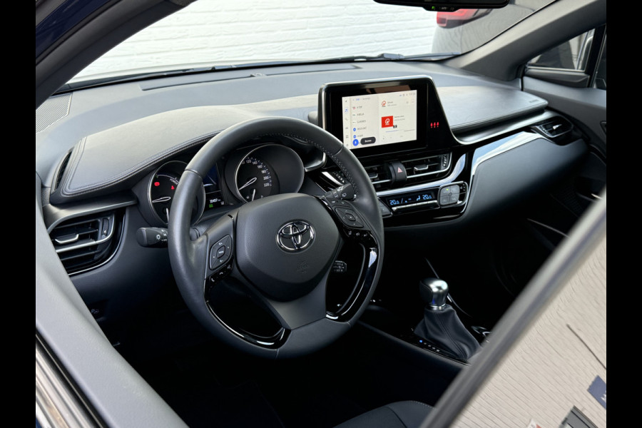 Toyota C-HR 1.8 Hybrid Team D | ACC | CarPlay | Camera | Keyless | LED | 18 inch
