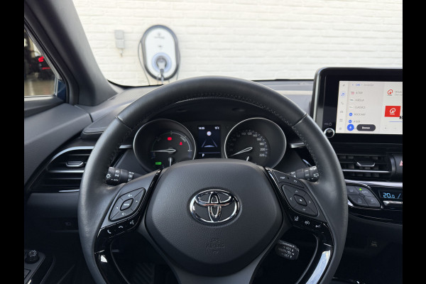Toyota C-HR 1.8 Hybrid Team D | ACC | CarPlay | Camera | Keyless | LED | 18 inch