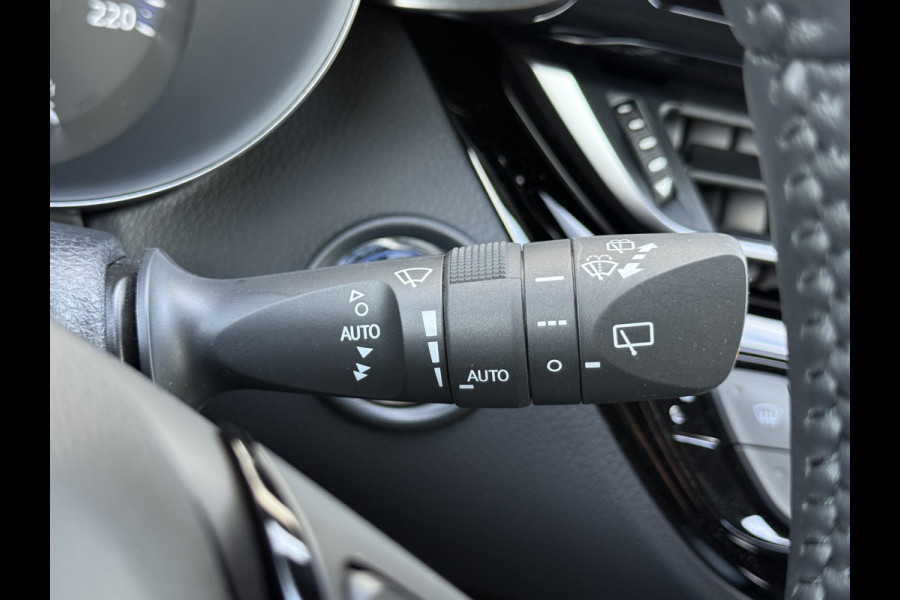 Toyota C-HR 1.8 Hybrid Team D | ACC | CarPlay | Camera | Keyless | LED | 18 inch