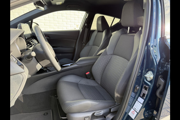 Toyota C-HR 1.8 Hybrid Team D | ACC | CarPlay | Camera | Keyless | LED | 18 inch